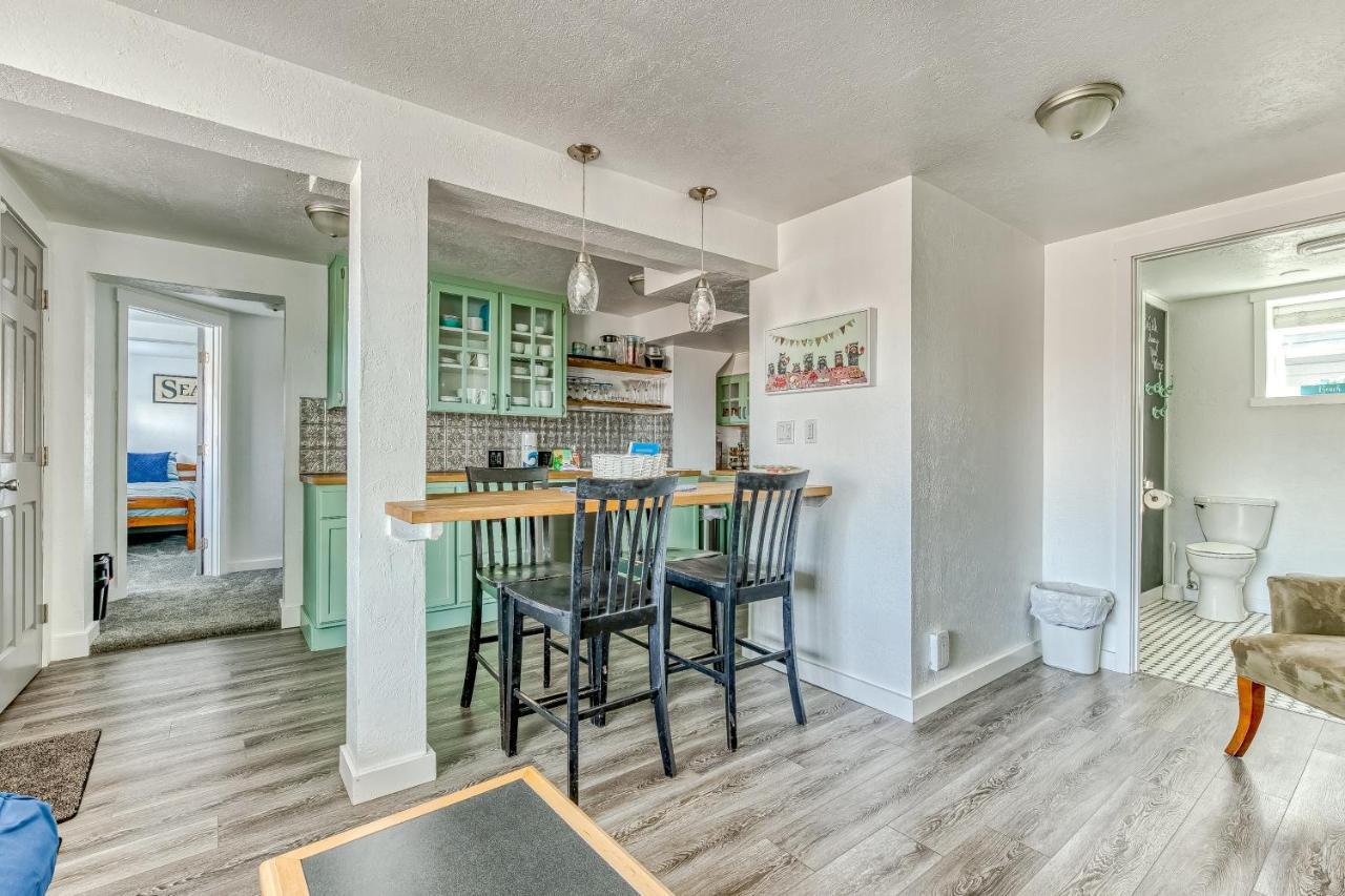 Cake By The Ocean Apartment Lincoln City Exterior photo