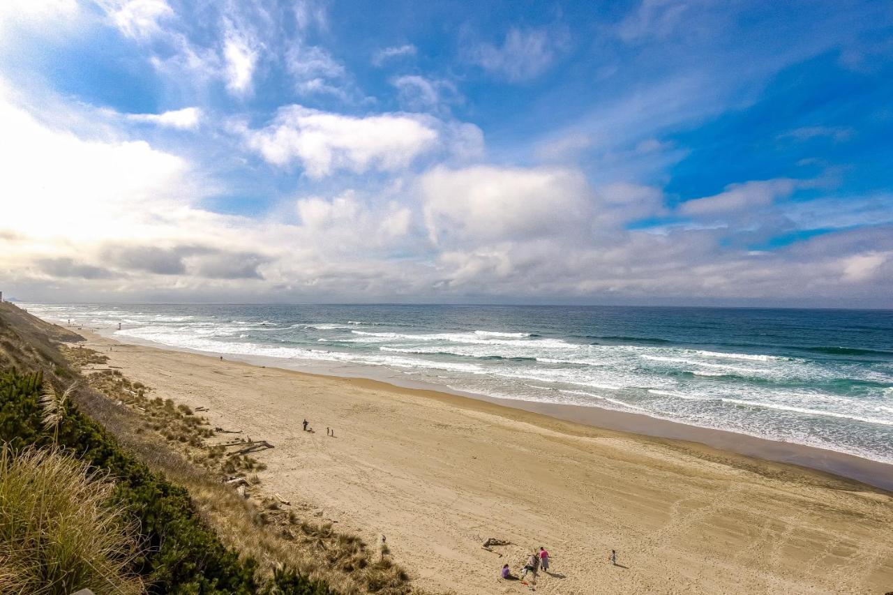 Cake By The Ocean Apartment Lincoln City Exterior photo